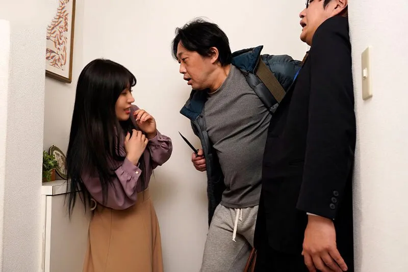 Cô gái đáng thương hại gặp lại kẻ cưỡng hiếp mình 10 năm trước