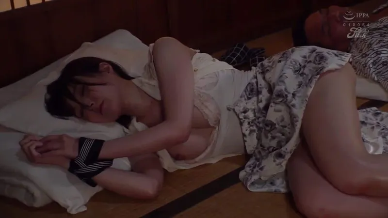 Xin chồng yêu đi làm ăn với tiền bối, nữ nhân viên rơi vào kế hoạch của ông tiền bối biến thái